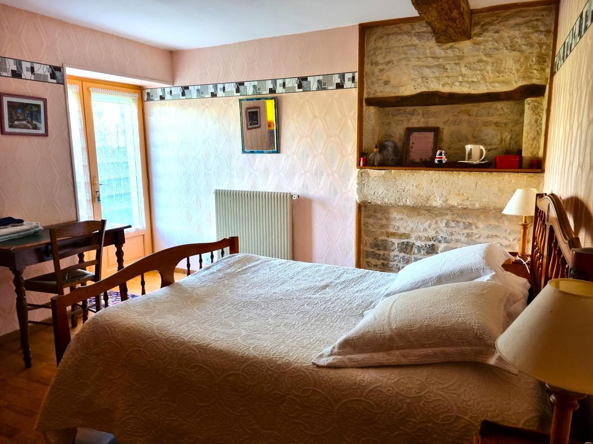 Chambres D'Hotes Entre Niort Et Marais Poitevin Bessines Exterior photo